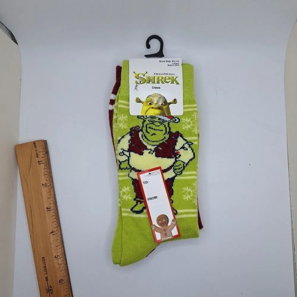 Shrek and Gingi crew holiday socks nwt 2 pair